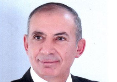اللواء أحمد عبدالله محافظ البحر الاحمر